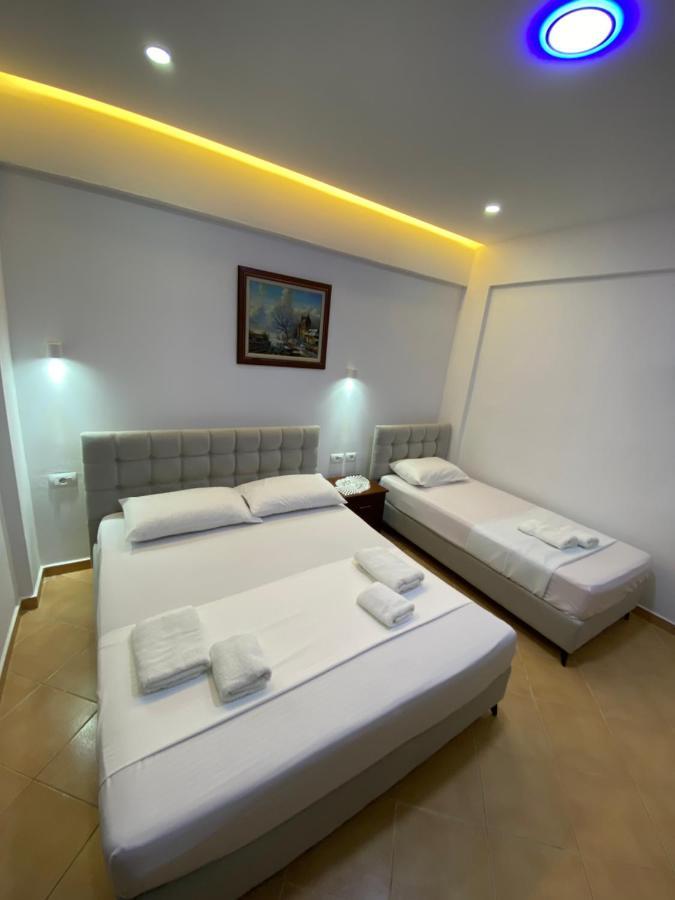 Eraldo Brahimi Apartaments Ксамил Экстерьер фото